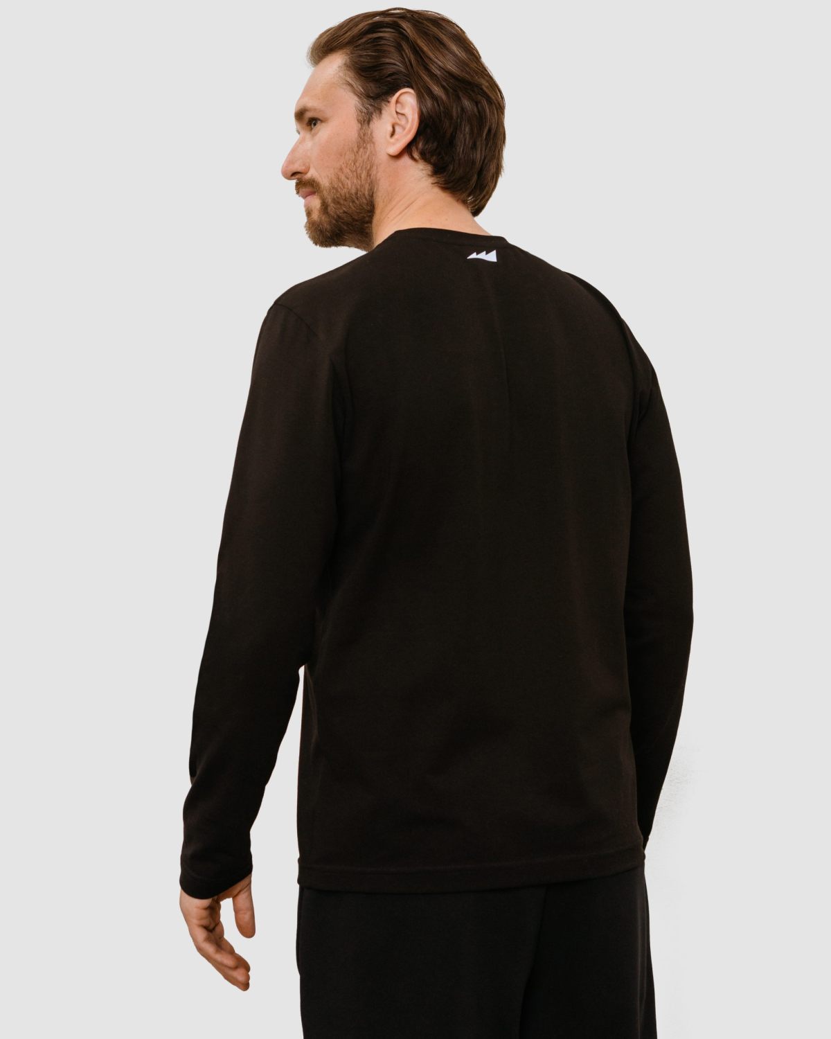 Лонгслив Black&White Nikasport, BW16-M22-BLK, цвет черный