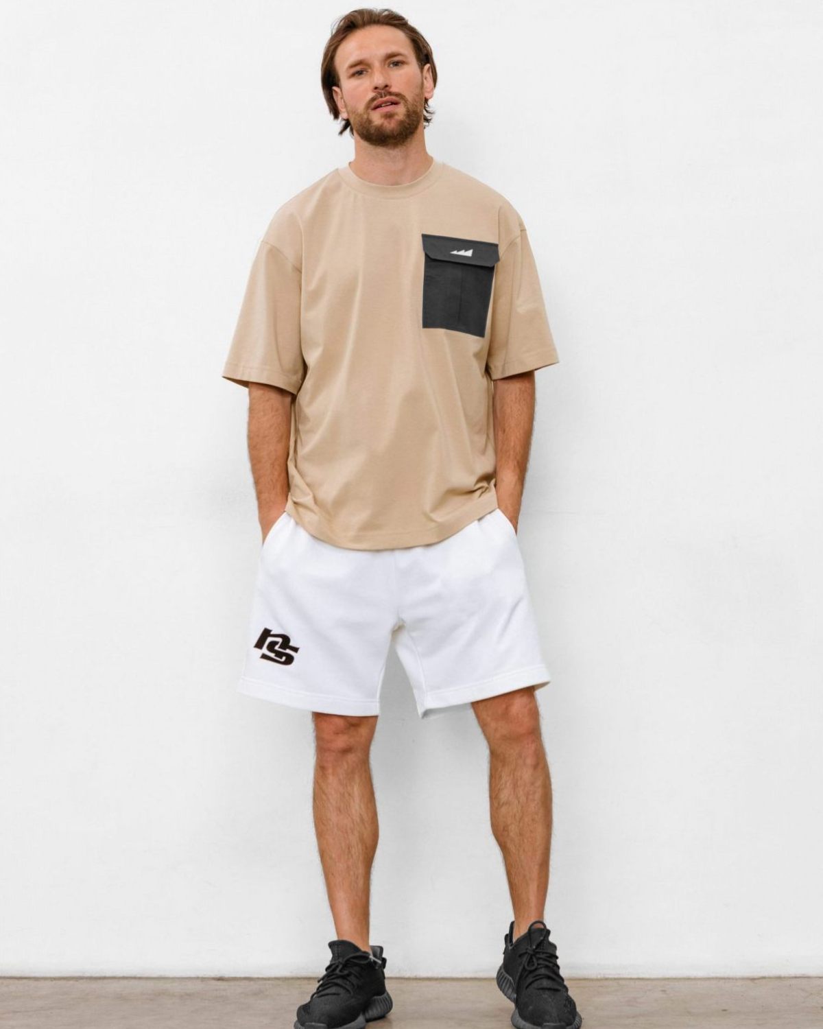 Футболка Oversize c накладным карманом Beige & Grey Nikasport, BG13-M11-BGE/GRY, цвет бежевый + серый