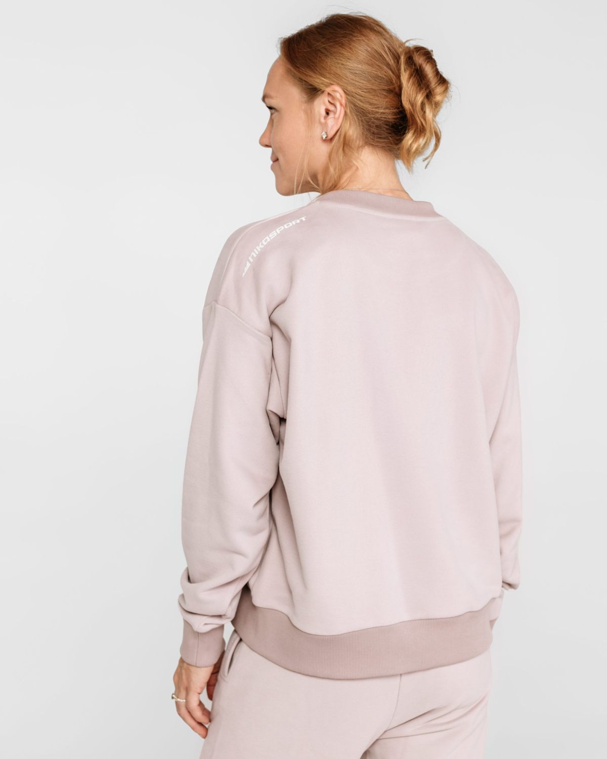 Свитшот Хоккейные мамы Nikasport, HM22-W-FOG, цвет туман