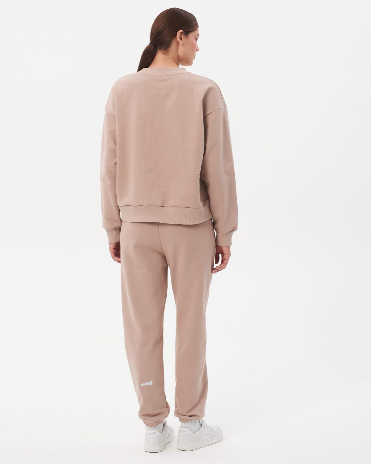 Свитшот Classic Nikasport, W5CL33-BGE/KL, цвет бежевый с контрастным логотипом